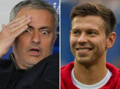 СМИ: Жозе Моуриньо просматривал форварда «Краснодара» Смолова в матче с австрийцами