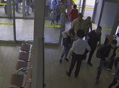  Разыскиваемая 15-летняя школьница прилетела из Новосибирска в Краснодар к своему возлюбленному 