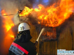 Пожар в поселке Витязево унес жизнь пожилого человека