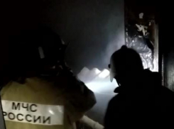 Пожар на территории школы в Краснодаре потушили