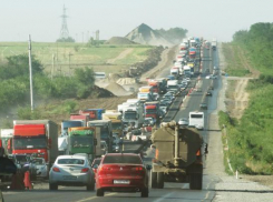 Вениамин Кондратьев: К Черноморскому побережью должны быть альтернативные дороги
