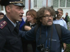 Скандалом между жителями и «их защитниками» закончился митинг «Эковахты» в Краснодаре