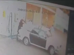 В Краснодаре подросток распылил перцовый баллончик в лицо двухлетней девочке