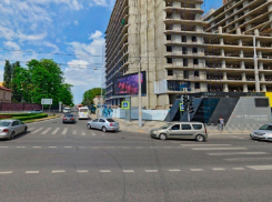 На перекрестке в центре Краснодара изменят схему дорожного движения 