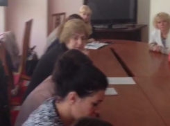  Дольщики «Анит-Сити» забаррикадировались в администрации Краснодара и объявили голодовку 