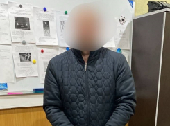 Краснодарец расстрелял внедорожник из-за места на парковке у школы