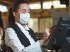 Более 600 кафе, ресторанов и магазинов на Кубани нарушили антиковидные нормы 