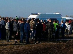 На Кубани во время гонок мотоблок влетел в толпу