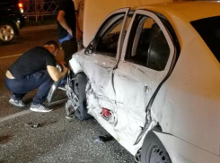 Иномарка сбила женщину и ребенка в Сочи 