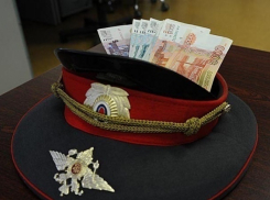  Полицейский-взяточник сядет на 4 года и заплатит штраф 1,5 млн рублей 