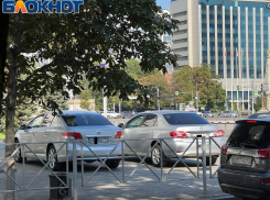 «Планируется поэтапная замена машин»: мэрия Краснодара о переходе чиновников на российские авто