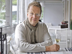 Быстрый выход ресторана из кризиса: формулы успеха в семинаре Олега Назарова