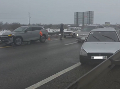 На трассе М-4 «Дон» на Кубани столкнулись около 20 автомобилей