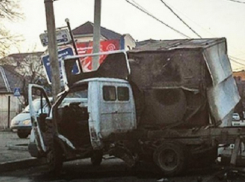 В Краснодаре «Газель» протаранила столб