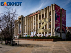 Кубанский казачий хор оставили без грузовой машины