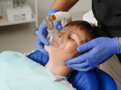 Товар дня: бесплатный наркоз при имплантации, а также лечении детских зубов в СТОМОПОЛИС