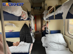 Россияне не могут уехать в Краснодарский край из-за нехватки ж/д билетов 