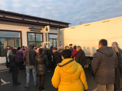 В Краснодарском крае выстроилась очередь за дешёвыми яйцами