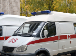 Упавший с девятого этажа мужчина в Новороссийске повредил только мужское достоинство