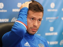  Нападающего «Краснодара» Смолова «кинули» почти на 200 млн рублей 