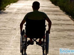 В Усть-Лабинском районе пьяный парень сбил инвалида-колясочника