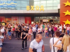 В Краснодаре эвакуировали посетителей из торгового центра СБС
