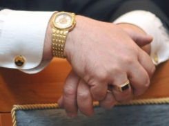 В Каневском районе досрочно уволили четверых депутатов-коррупционеров 