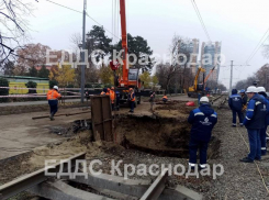 Стала известна причина крупного провала грунта в Краснодаре