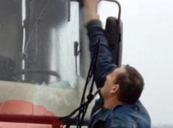 В Краснодаре пассажиры устроили «разнос полетов» опоздавшему водителю автобуса