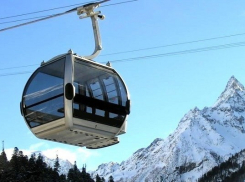 На горнолыжных курортах Сочи закрыли несколько канаток