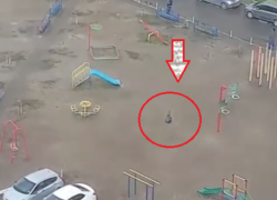 Брошенную на детской площадке сумку в Краснодаре приняли за бомбу