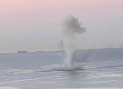 В Краснодарском крае военные корабли отразили атаку двух надводных беспилотников: фото