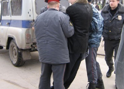Краснодарец прятал под шапкой пакет с наркотиками 