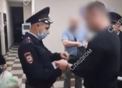 Появилось видео с допроса полицейского, насмерть сбившего школьницу в Краснодаре