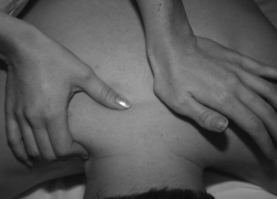 В Краснодаре интимные услуги в массажном салоне оказывала несовершеннолетняя 