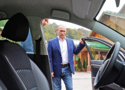 Владимир Путин обзаведется отечественным «кортежем» в Сочи