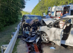 Пять человек попали в больницу после ДТП на трассе к морю в Горячем Ключе