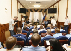  Губернатор Кубани пообещал «Вежливым фермерам» защитить их от захватчиков земли 