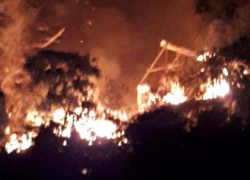 В Сочи сгорели жилой дом и швейная мастерская