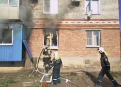  Из-за хлопка газа и пожара эвакуировали жильцов многоэтажки в Каневской 