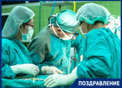 Краевая больница Краснодара поздравляет медсестер с профессиональным праздником 
