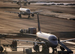 Пассажиры авиарейса Сочи - Москва 9 часов ждали вылета