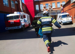 Пожар площадью тысяча кв.м произошел под Краснодаром 