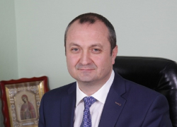 Силовики пришли с обысками к главе Славянского района