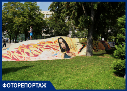 В Краснодаре тайные художники украшают город удивительными граффити