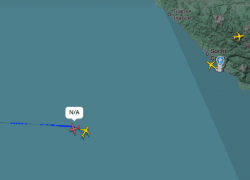 Загадочный самолёт вернулся в район Чёрного моря вблизи Кубани