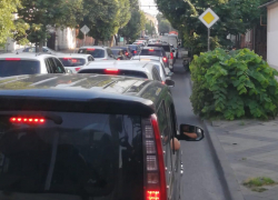  Краснодар встал в 8-балльные пробки