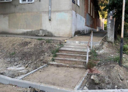 В мэрии ответили на просьбы жителей по установке пандуса