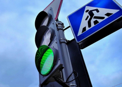 В Краснодаре женщина за рулем иномарки сбила двоих детей на пешеходном переходе