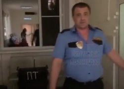 В Краснодарской больнице скорой помощи извинились за охранника, который обложил матом пациента